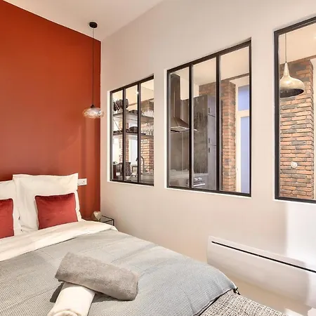 Appartamento New ! Charming 1br In 15 *